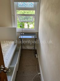 Room 3 - First Floor - Rear - Single - AVAILABLE £425 pcm
