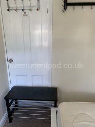 Room 3 - First Floor - Rear - Single - AVAILABLE £425 pcm