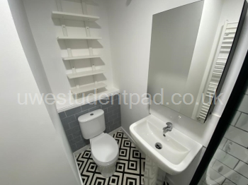 bathroom 
