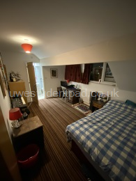 Room 8
