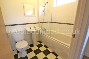 9-Bathroom