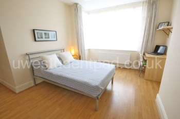 4 - Bed 1