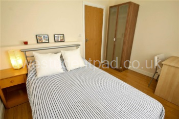Bed-4-6-bed-student-house-Bristol