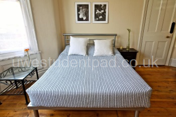 Bedroom-2-5-bed-student-house-Bristol