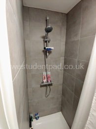 Bed 3 ensuite