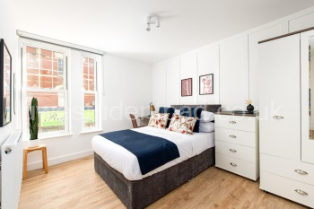 Bedroom1_1.jpg