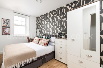 Bedroom4_1.jpg