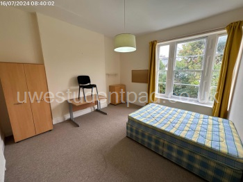 GFF112RedlandRoad-Bedroom1-13734084-69-0