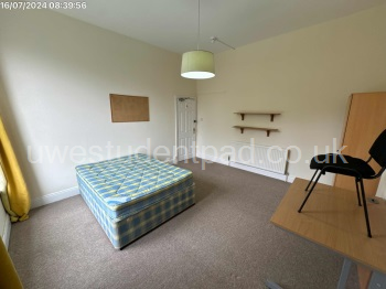 GFF112RedlandRoad-Bedroom1-13734084-1-0