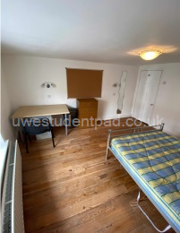 Bed 4 (2)