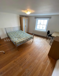 Bed 4