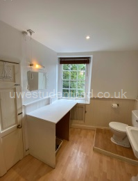 Bathroom (2)