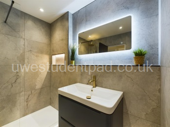 Bathroom 3