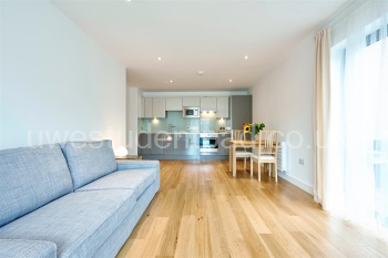 19-8-15 Abode - 89 Anchorage Wapping Wharf 11.JPEG