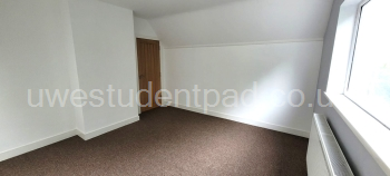 Room 3 (2)