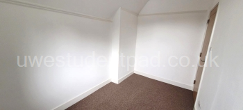 Bedroom 1 -2 single