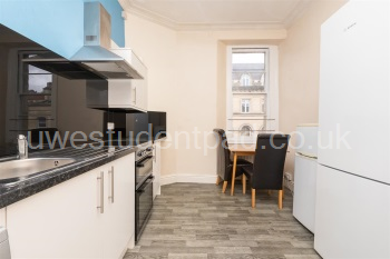 Flat-2-57-Queens-Road-BS8-1QL-3.jpg