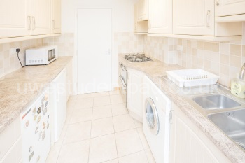 ChatGPT Image Sep 9, 2025, 05_34_20 PM.png