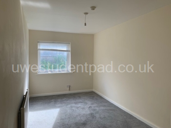 Bedroom no furniture