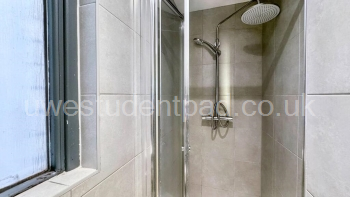 1HnTdX0SrkqSlON-w5cG