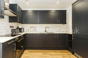 209948_BIL220395_L_I