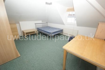 2 Woodfield road, Upper (9).JPG