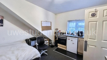 37yyT9oehE-QkN1g8i0l