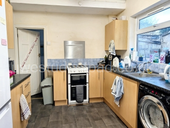 PXL_20251113_1413377