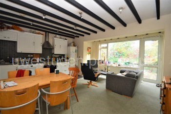 19 South Road (1).JPG