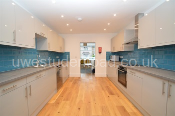 35 Third Avenue (16).JPG