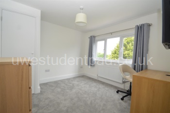 35 Third Avenue (1).JPG