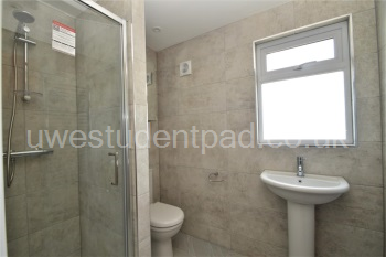 28 Glebelands Road (11).JPG